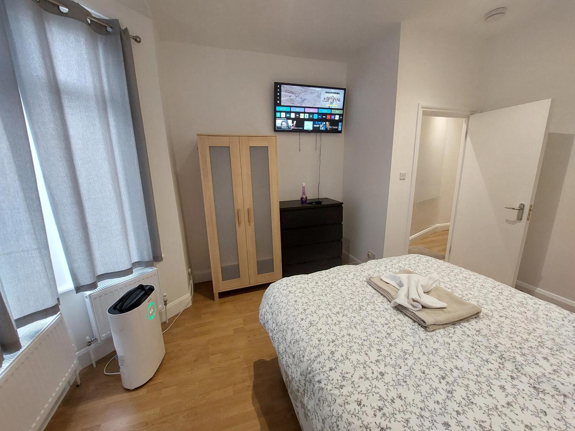 Cosy North Kensington Family Apartment For 4 Persons - Children Stay Free Londra Exterior foto